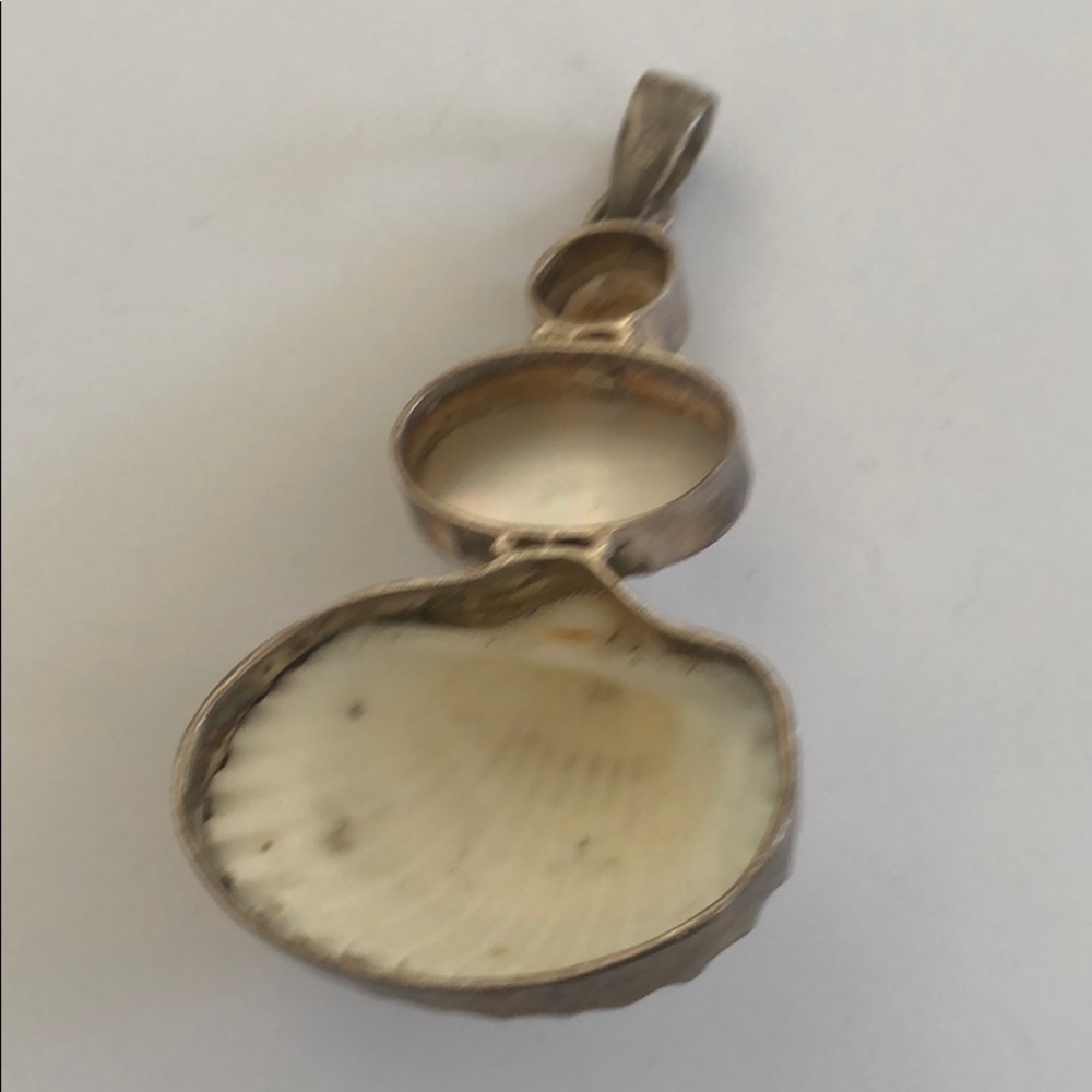 Sterling silver Clam Shell Mop Citrine Pendant - Picture 7 of 8